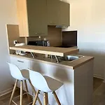 Vue Mer, 5min A Pied De La Plage, Parking Prive Апартаменты *