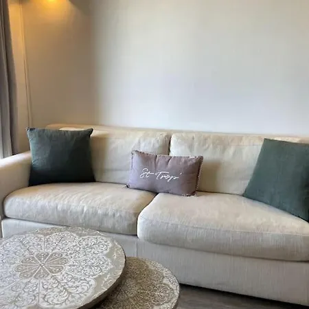 Apartment Vue Mer, 5min A Pied De La Plage, Parking Prive *